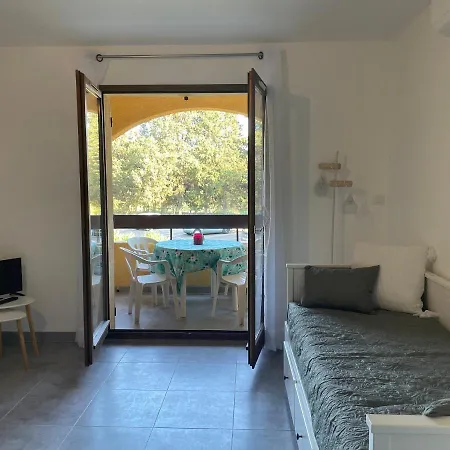 Studio Avec Terrasse Apartament *